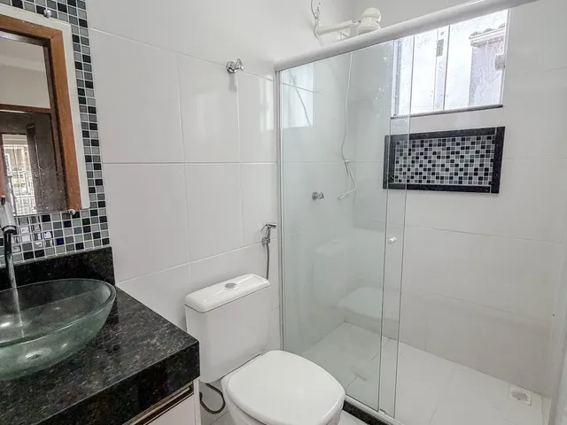 Casa 3 quartos e 4 banheiros, para alugar, no bairro Lagoa em Macaé
