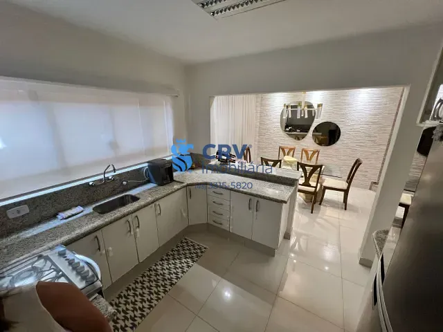 Casa com 274m² 3 quartos e 4 banheiros, à venda, no bairro Jardim Oriente em Londrina