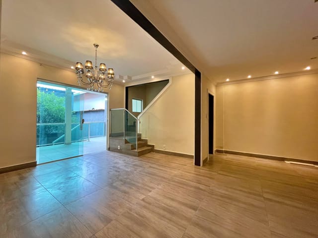 Foto do Casa - Casa com 3 quartos, sendo 2 suítes, armários planejados e hidromassagem, Candelária, Belo Horizonte, MG | Deltalar Imóveis