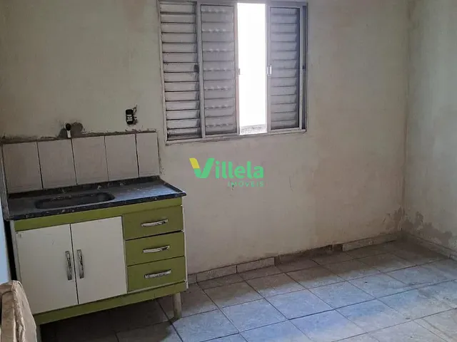 Casa 2 quartos e 2 banheiros, à venda, no bairro Vila Miranda em Itaquaquecetuba