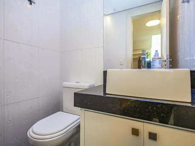 Casa com 266m² 3 quartos e 4 banheiros, à venda, no bairro Pineville em Pinhais