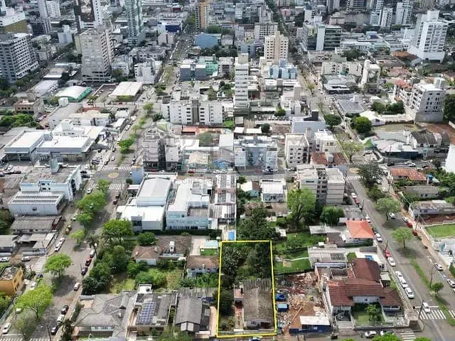 Casa com 1161m² 3 quartos e 3 banheiros, à venda, no bairro Jardim Itália em Chapecó