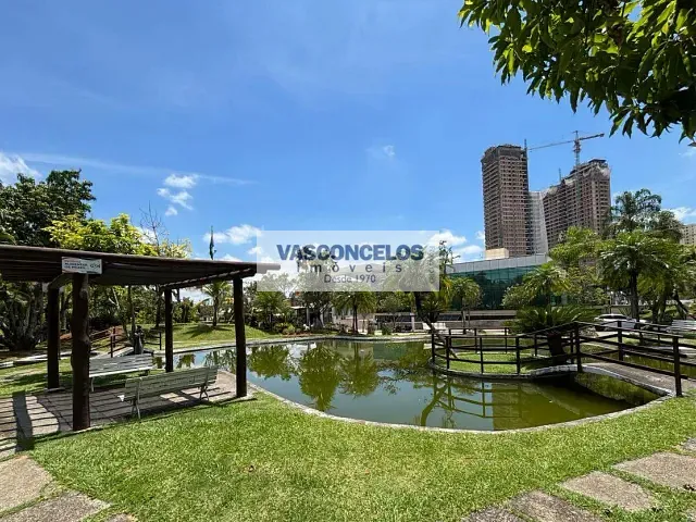 Casa 5 quartos e 8 banheiros, para alugar, no bairro Jardim das Colinas em São José dos Campos