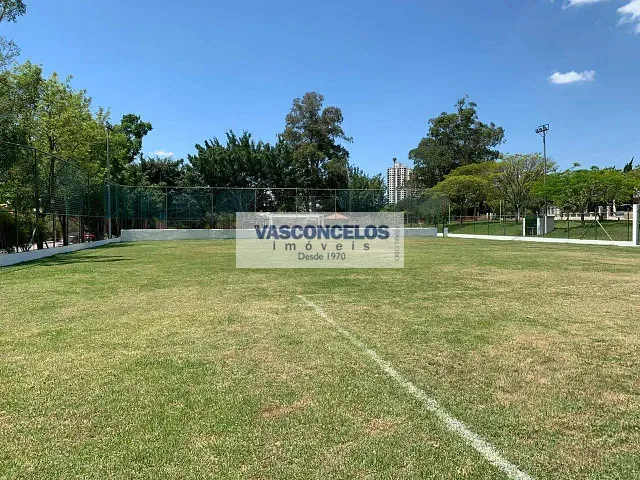 Casa 5 quartos e 8 banheiros, para alugar, no bairro Jardim das Colinas em São José dos Campos