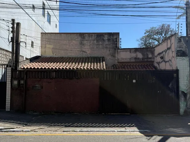 Casa com 256m², à venda, no bairro Centro em Macaé