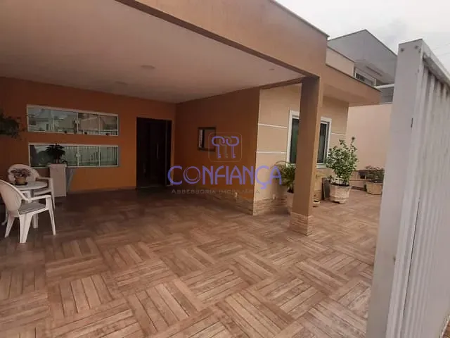 Casa com 365m² 3 quartos e 4 banheiros, à venda, no bairro Campo Grande em Rio de Janeiro