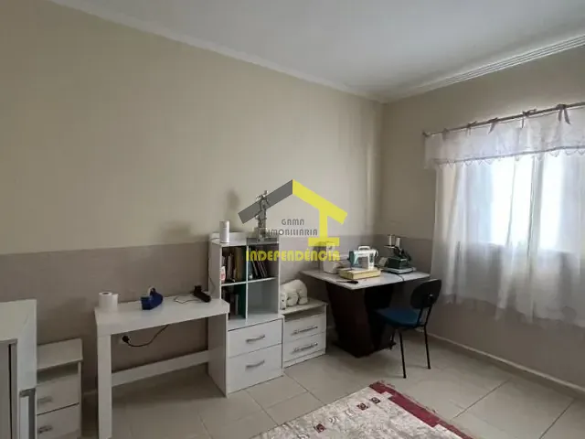 Casa com 300m² 3 quartos e 2 banheiros, à venda, no bairro Giardino D Itália em Itatiba