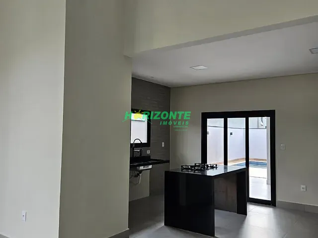 Casa com 300m² 3 quartos e 3 banheiros, à venda, no bairro Bairro do Grama em Caçapava
