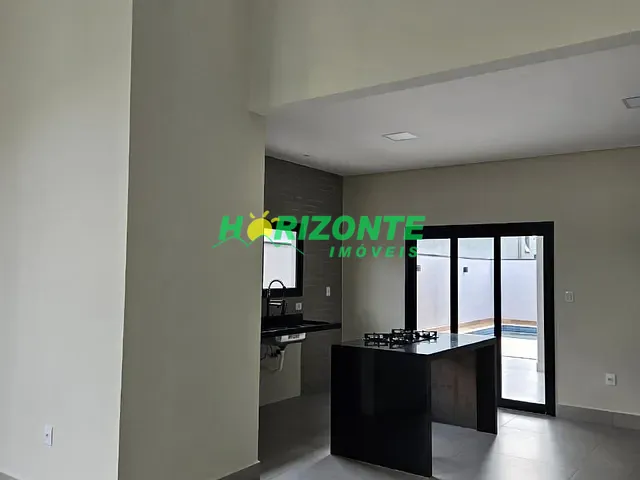 Casa com 300m² 3 quartos e 3 banheiros, à venda, no bairro Bairro do Grama em Caçapava
