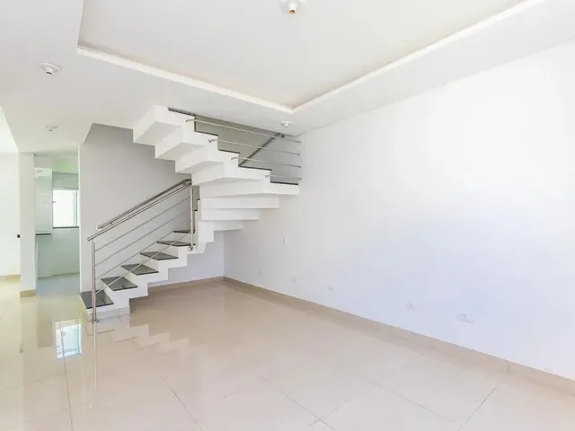Casa 3 quartos e 3 banheiros, à venda, no bairro Cidade Industrial em Curitiba