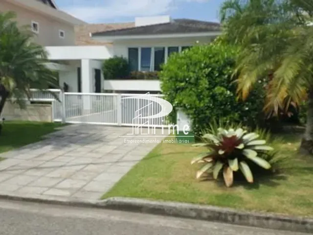 Casa com 660m² 4 quartos e 4 banheiros, à venda, no bairro Barra da Tijuca em Rio de Janeiro