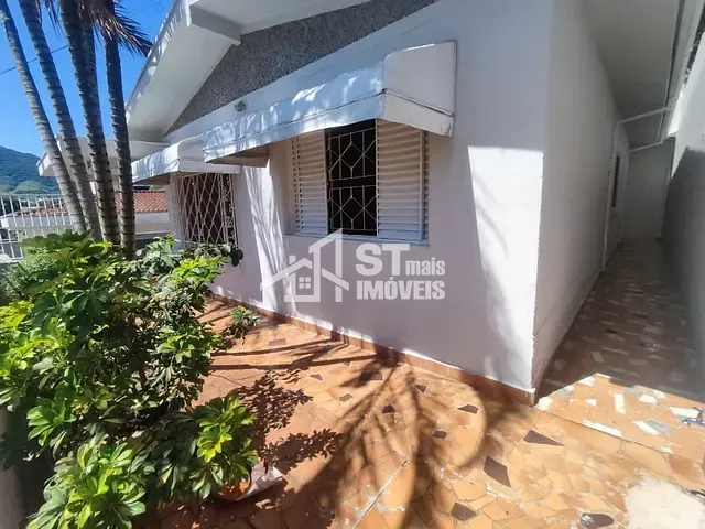 Casa com 300m² 3 quartos e 1 banheiro, à venda, no bairro Jardim Panorama em Andradas