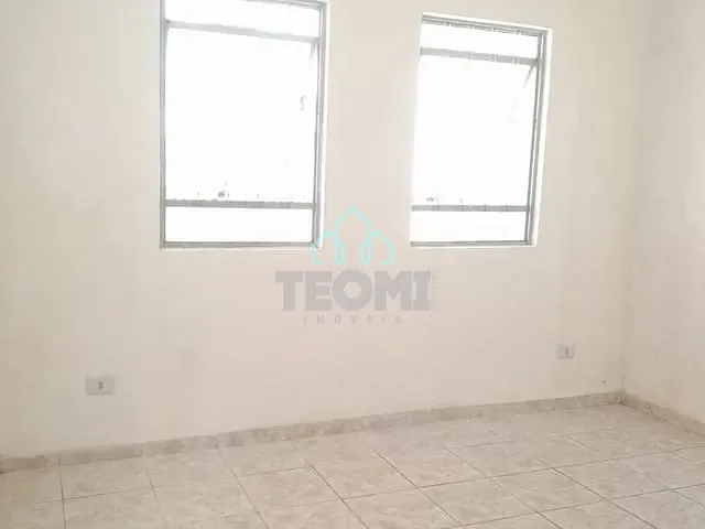Casa 2 quartos e 1 banheiro, à venda, no bairro Vila São José em Taubaté
