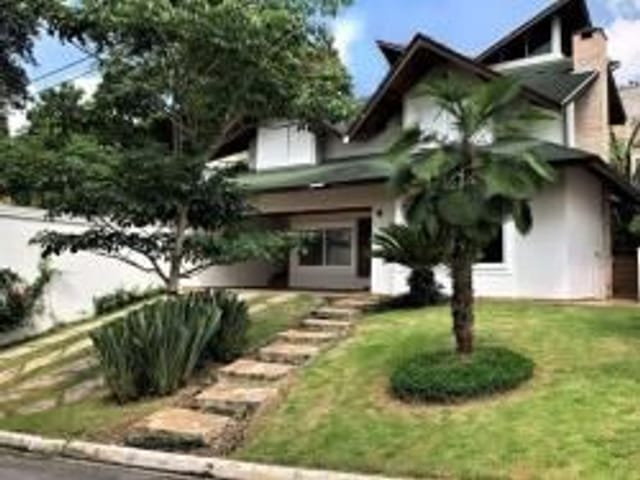 Casa com 390m² 3 quartos e 4 banheiros, à venda, no bairro Parque Nova Jandira em Jandira