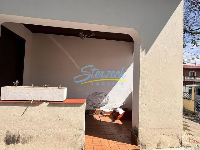 Casa à venda, no bairro Centro em Vinhedo