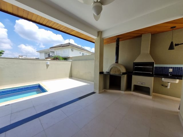 Casa com 260m² 4 quartos e 3 banheiros, à venda, no bairro Urbanova em São José dos Campos