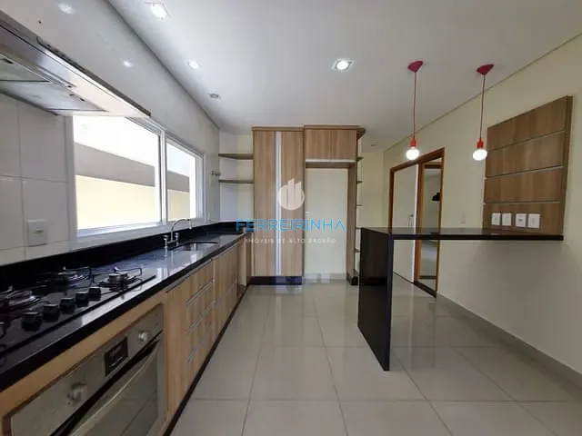 Casa com 260m² 4 quartos e 3 banheiros, à venda, no bairro Urbanova em São José dos Campos