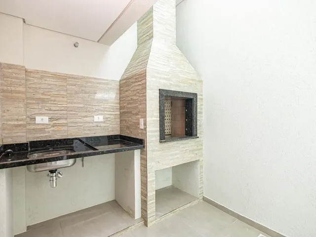 Casa 3 quartos e 4 banheiros, à venda, no bairro Santa Felicidade em Curitiba