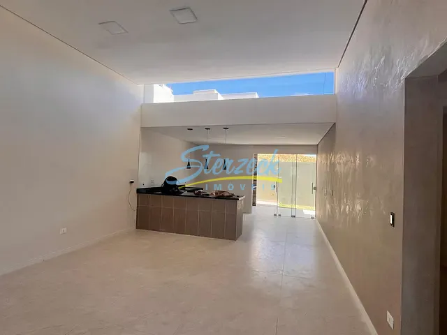 Casa 3 quartos e 4 banheiros, à venda, no bairro Santa Maria em Vinhedo