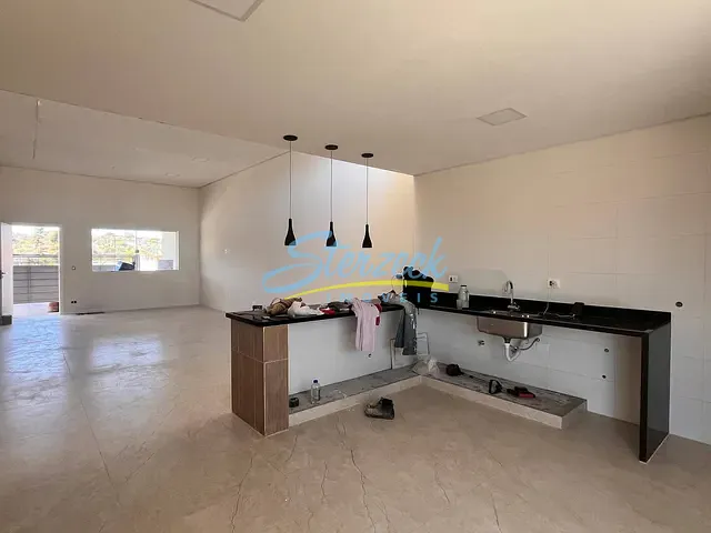 Casa 3 quartos e 4 banheiros, à venda, no bairro Santa Maria em Vinhedo
