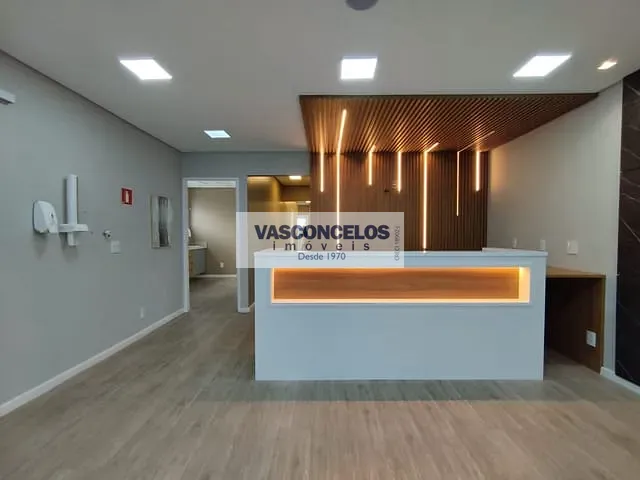 Casa para alugar, no bairro Vila Adyana em São José dos Campos