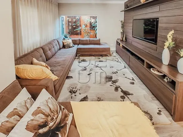 Casa com 326m² 3 quartos e 2 banheiros, à venda, no bairro Residencial Santa Clara em Londrina