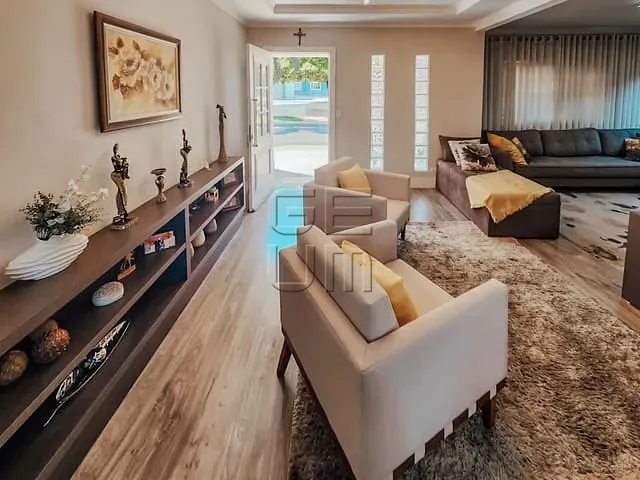 Casa com 326m² 3 quartos e 2 banheiros, à venda, no bairro Residencial Santa Clara em Londrina