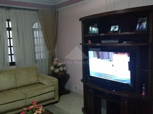 Casa com 620m² 3 quartos e 2 banheiros, à venda, no bairro Vila Bocaina em Mauá