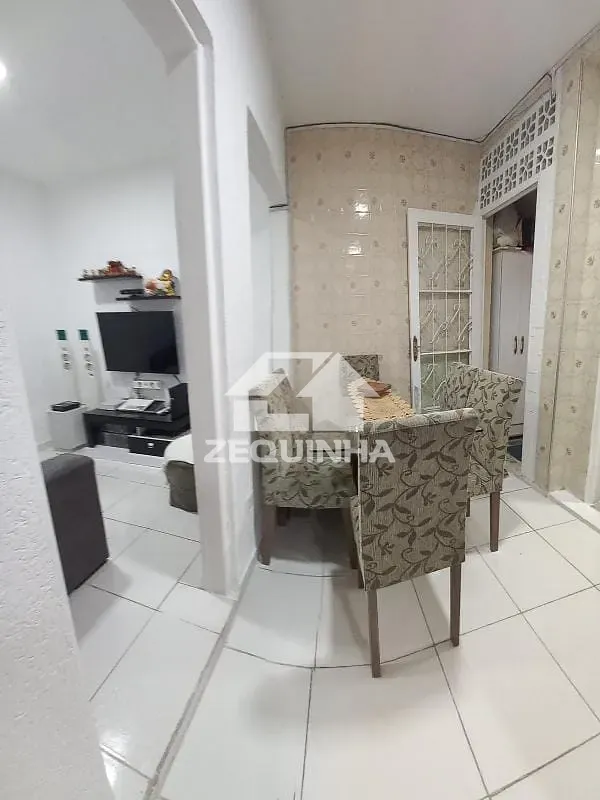 Casa, 5 quartos, 283 m² - Foto 2