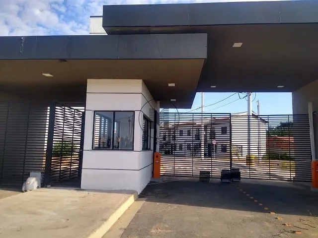 Casa 2 quartos e 1 banheiro, à venda, no bairro Loteamento Jardim Primavera em Lorena