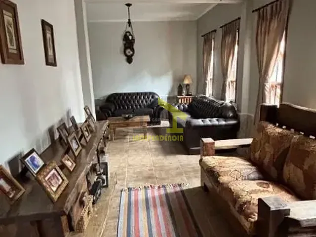 Casa com 530m², à venda, no bairro Vila Cristo Redentor em Itatiba
