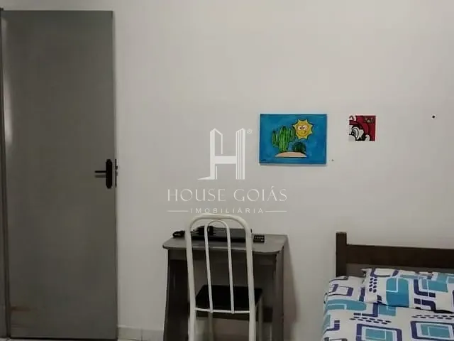Casa com 200m² 3 quartos e 1 banheiro, à venda, no bairro Condomínio Amin Camargo em Goiânia