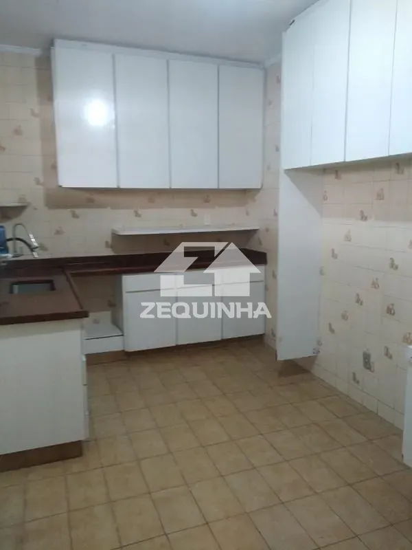 Casa, 4 quartos, 180 m² - Foto 8