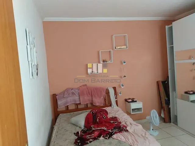 Casa com 250m² 3 quartos e 1 banheiro, à venda, no bairro Jardim Amanda I em Hortolândia