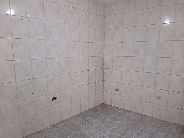 Casa com 193m² 1 quarto e 1 banheiro, à venda, no bairro Centro em Diadema