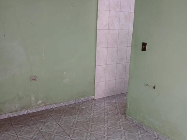 Casa com 193m² 1 quarto e 1 banheiro, à venda, no bairro Centro em Diadema
