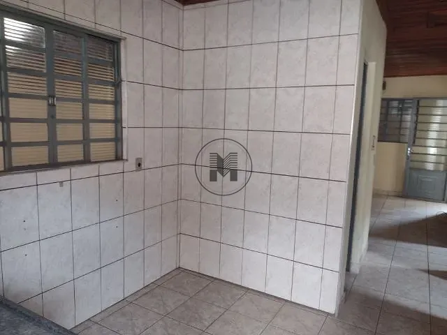 Casa com 140m² 2 quartos e 1 banheiro, à venda, no bairro Vila dos Comerciários II em Guaratinguetá