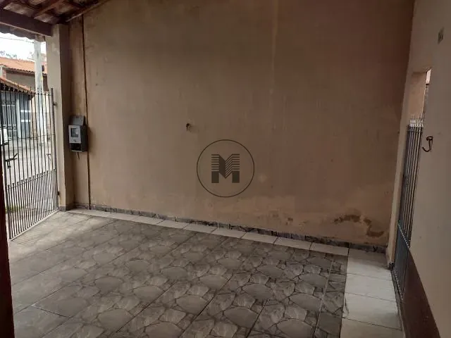 Casa com 140m² 2 quartos e 1 banheiro, à venda, no bairro Vila dos Comerciários II em Guaratinguetá
