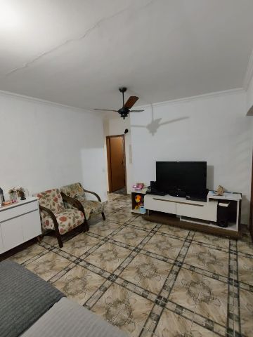 Casa com 250m² 3 quartos e 1 banheiro, à venda, no bairro Conjunto Habitacional Terra dos Ipês I (Sul) em Pindamonhangaba