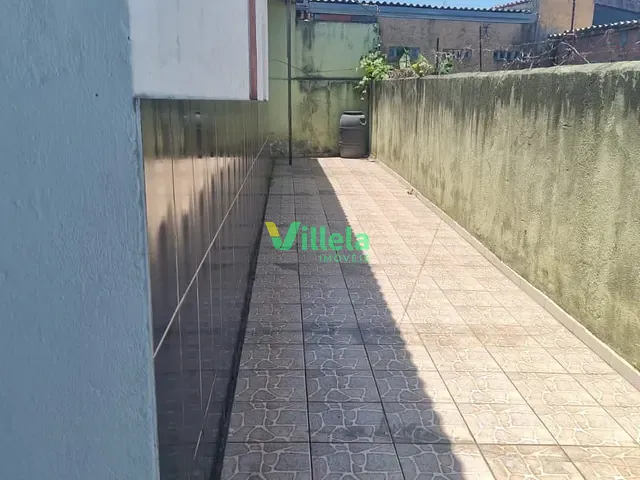 Casa 3 quartos e 2 banheiros, à venda, no bairro Estância Guatambu em Itaquaquecetuba