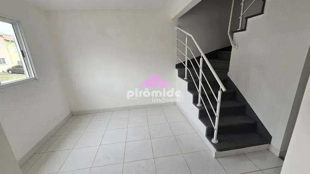 Casa, 3 quartos, 80 m² - Foto 1