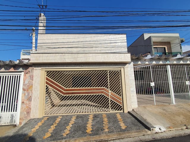Casa com 202m² 3 quartos e 2 banheiros, à venda, no bairro Rudge Ramos em São Bernardo do Campo