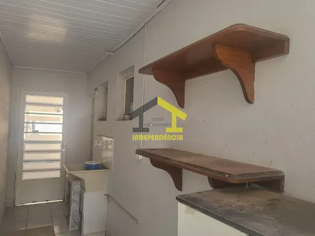 Casa com 233m² 3 quartos e 1 banheiro, à venda, no bairro Núcleo Residencial Doutor Luiz de Mattos Pimenta em Itatiba