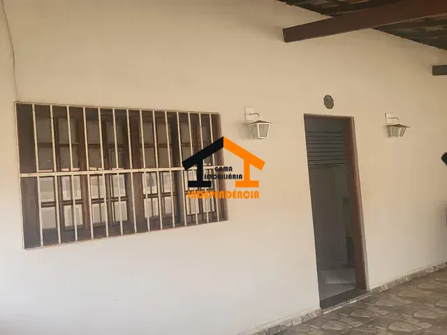 Casa com 233m² 3 quartos e 1 banheiro, à venda, no bairro Núcleo Residencial Doutor Luiz de Mattos Pimenta em Itatiba