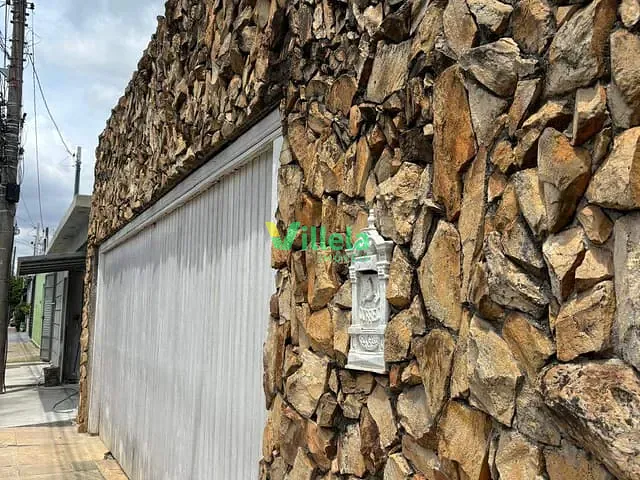 Casa com 1000m² 3 quartos e 1 banheiro, à venda, no bairro Vila Suissa em Mogi das Cruzes