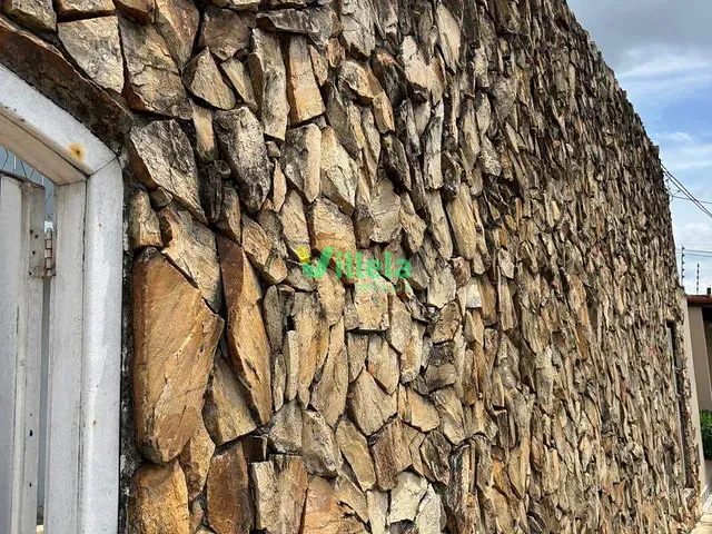 Casa com 1000m² 3 quartos e 1 banheiro, à venda, no bairro Vila Suissa em Mogi das Cruzes