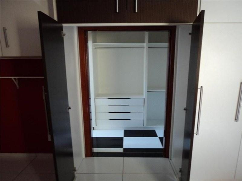 Casa, 3 quartos, 215 m² - Foto 22