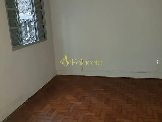 Casa com 382m² 4 quartos e 3 banheiros, à venda, no bairro Centro em Pindamonhangaba