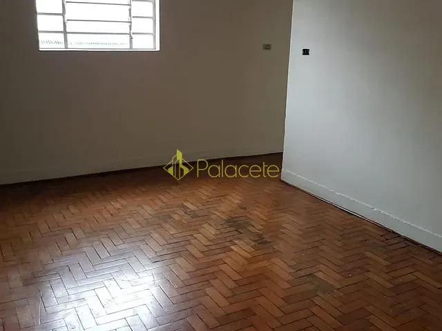 Casa com 382m² 4 quartos e 3 banheiros, à venda, no bairro Centro em Pindamonhangaba