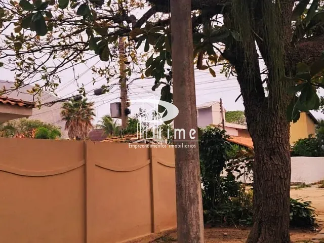 Casa com 460m² 4 quartos e 4 banheiros, à venda, no bairro Itacoatiara em Niterói